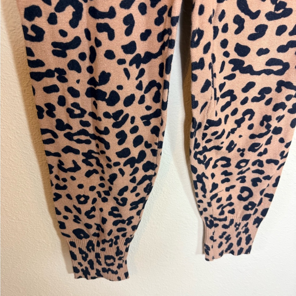 NWT Aqua Tan and Black Leopard Print Joggers size medium - Picture 4 of 8